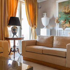 Home Tawn Luxury Apartment Bari